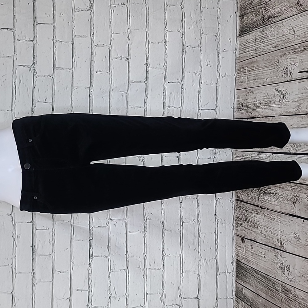 Ann Taylor Loft Classic Low-Rise Modern Skinny Crop Ankle Jeans Velvet in Black
